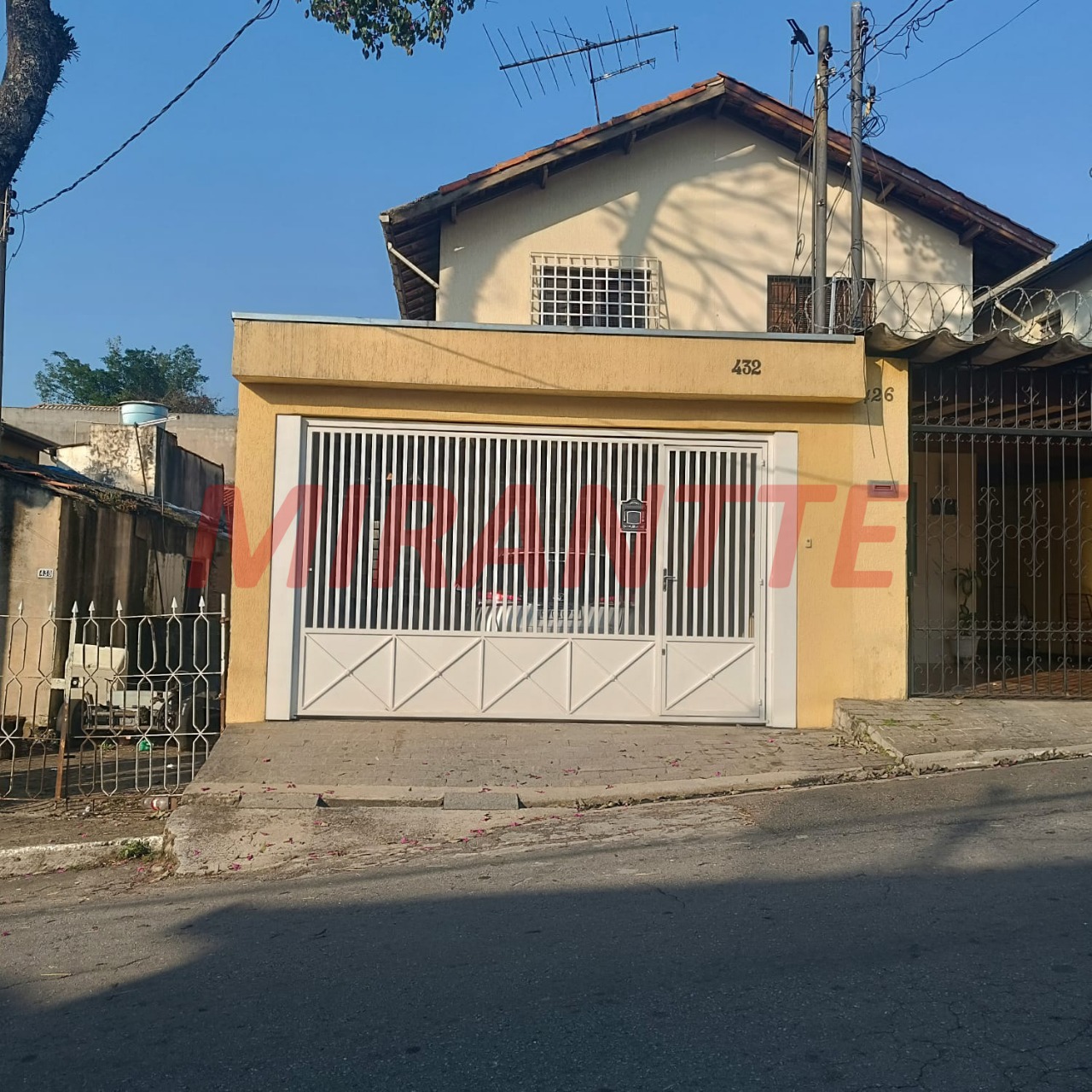 Casa terrea de 185m² com 3 quartos em Jardim Virginia Bianca