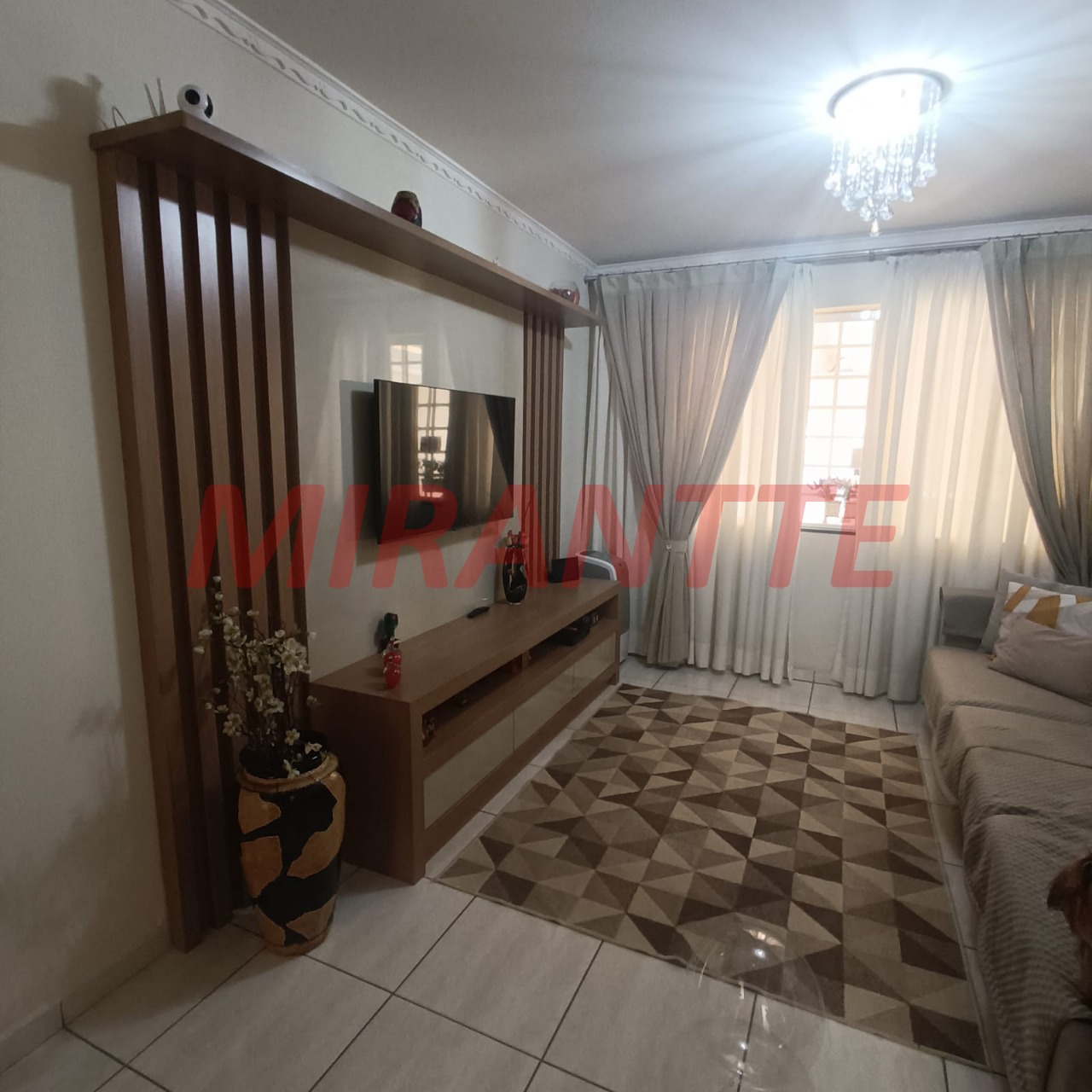 Casa terrea de 185m² com 3 quartos em Jardim Virginia Bianca