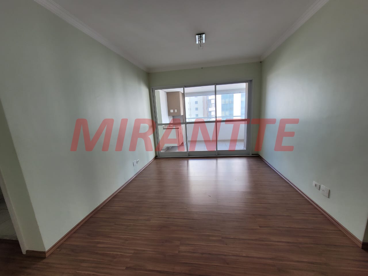 Apartamento de 77m² com 2 quartos em Santana