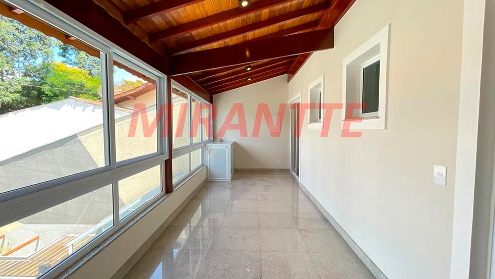 Sobrado de 229m² com 2 quartos em Bortolândia