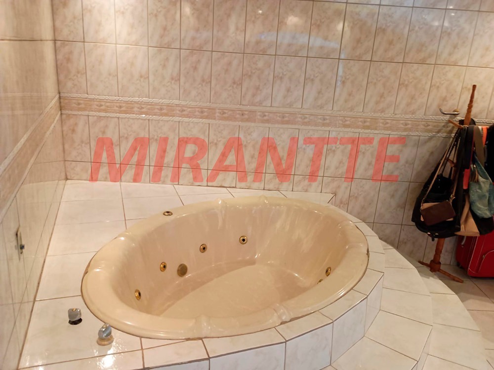 Sobrado de 192m² com 2 quartos em Imirim