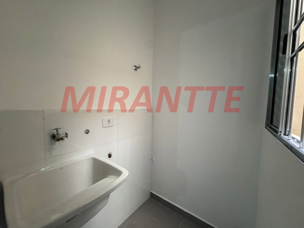 Apartamento de 41m² com 2 quartos em Vila Nova Cachoeirinha