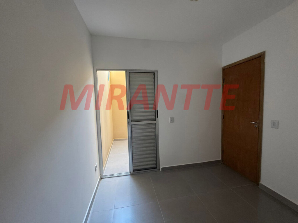 Apartamento de 41m² com 2 quartos em Vila Nova Cachoeirinha