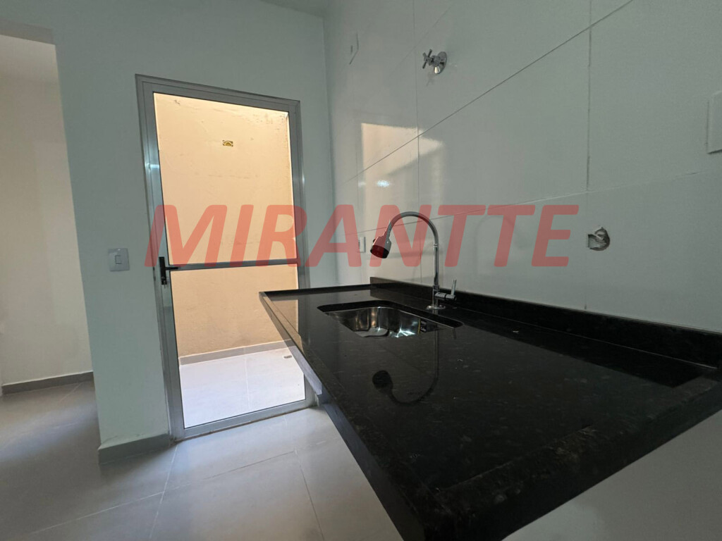 Apartamento de 41m² com 2 quartos em Vila Nova Cachoeirinha