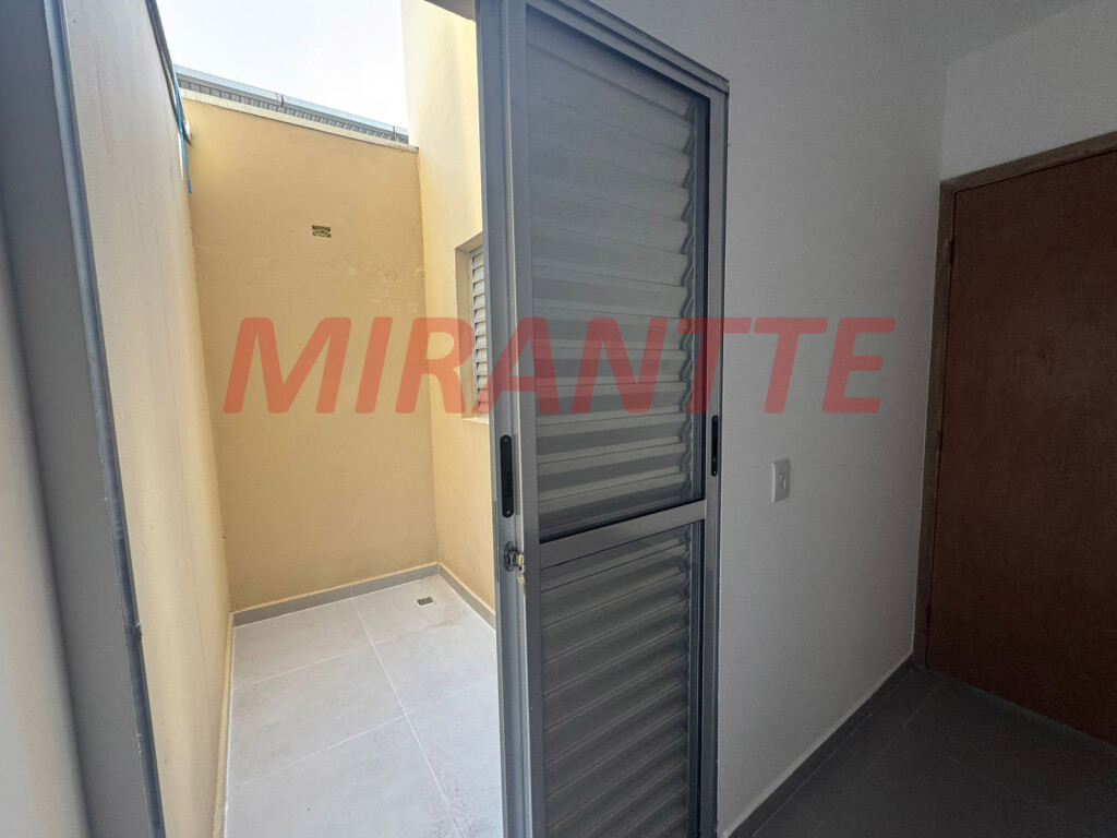 Apartamento de 41m² com 2 quartos em Vila Nova Cachoeirinha