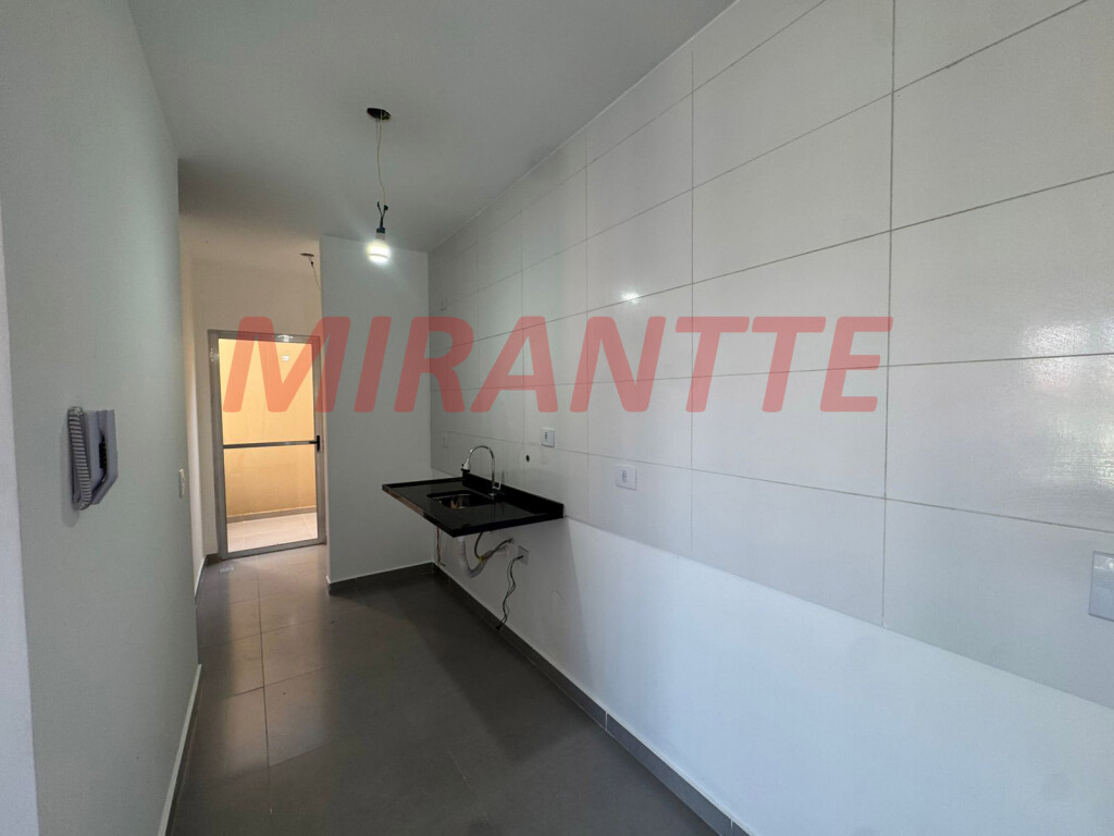 Apartamento de 44m² com 2 quartos em Vila Nova Cachoeirinha