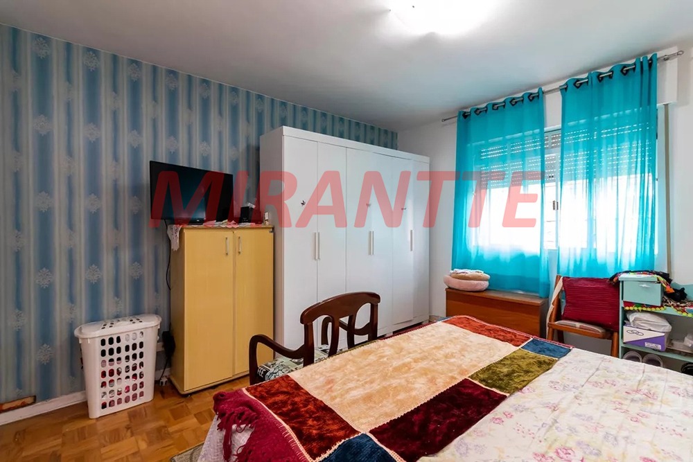 Sobrado de 135m² com 4 quartos em Vila Pauliceia