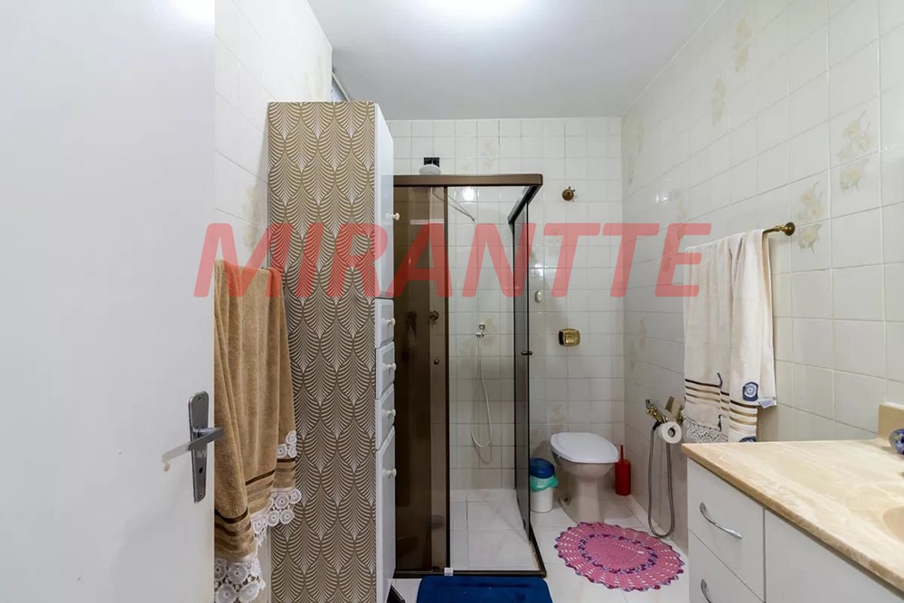 Sobrado de 135m² com 4 quartos em Vila Pauliceia