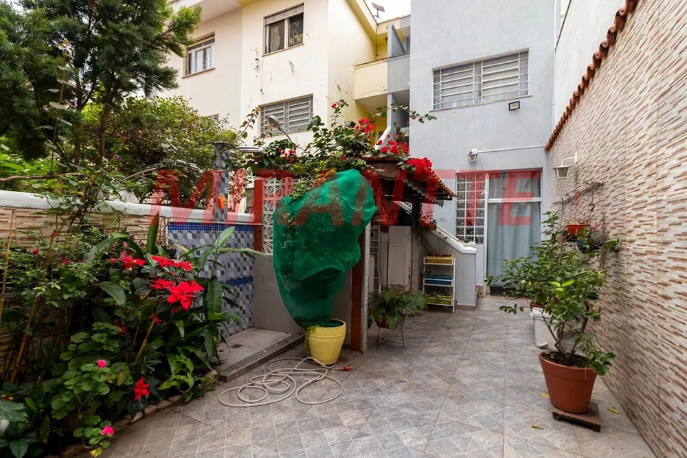 Sobrado de 135m² com 4 quartos em Vila Pauliceia