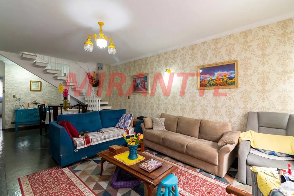 Sobrado de 135m² com 4 quartos em Vila Pauliceia