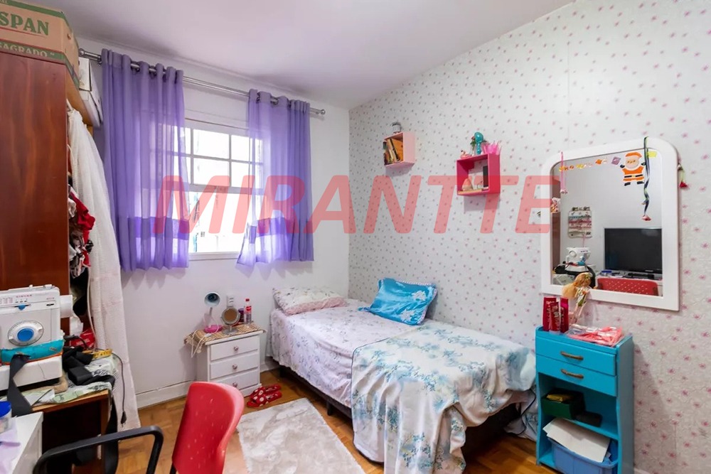 Sobrado de 135m² com 4 quartos em Vila Pauliceia
