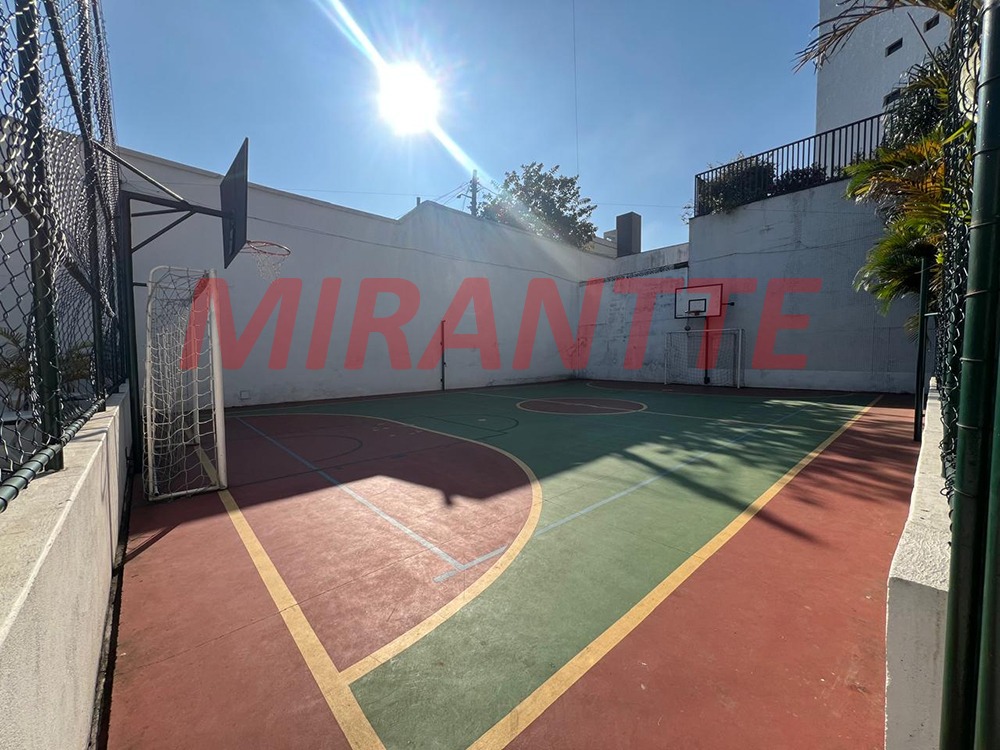 Apartamento de 160m² com 3 quartos em Água Fria