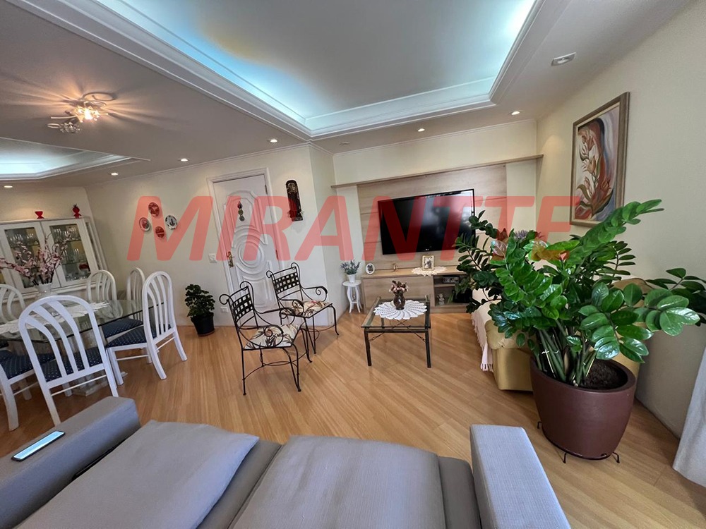 Apartamento de 160m² com 3 quartos em Água Fria