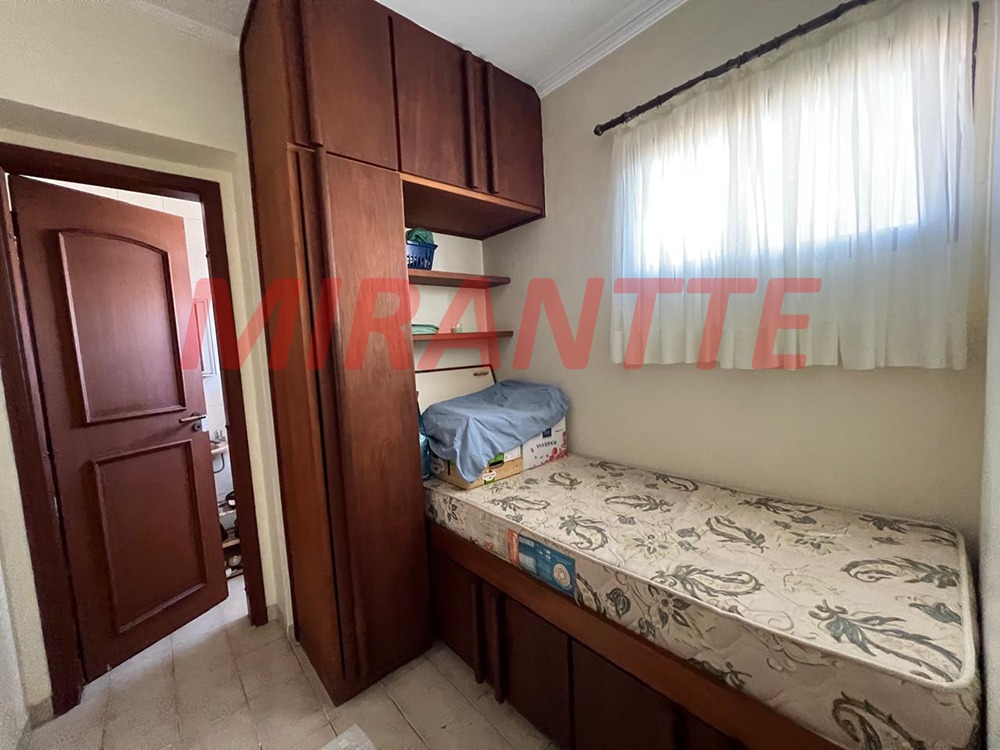 Apartamento de 160m² com 3 quartos em Água Fria