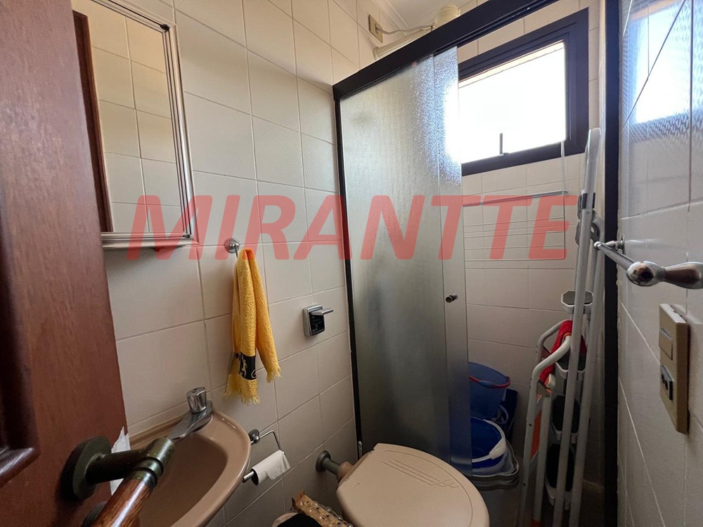 Apartamento de 160m² com 3 quartos em Água Fria