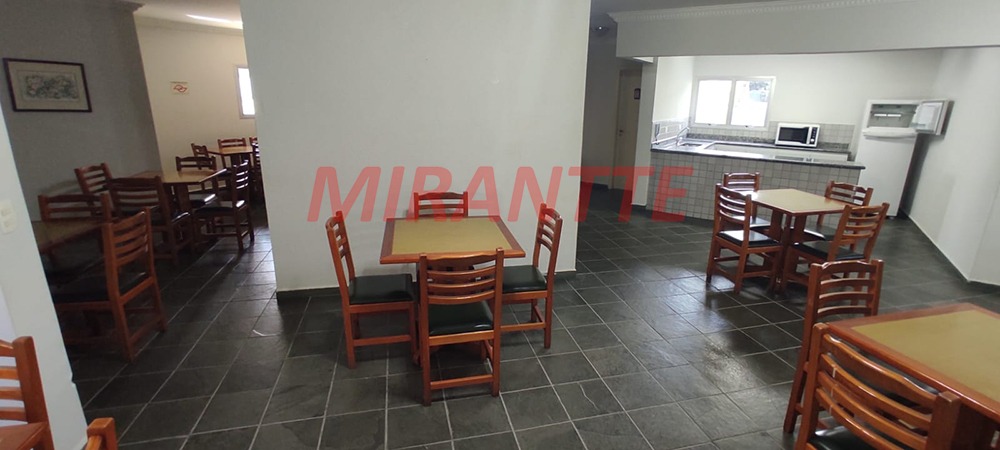 Apartamento de 164m² com 3 quartos em Água Fria