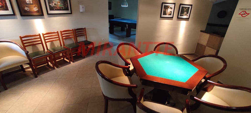 Apartamento de 164m² com 3 quartos em Água Fria