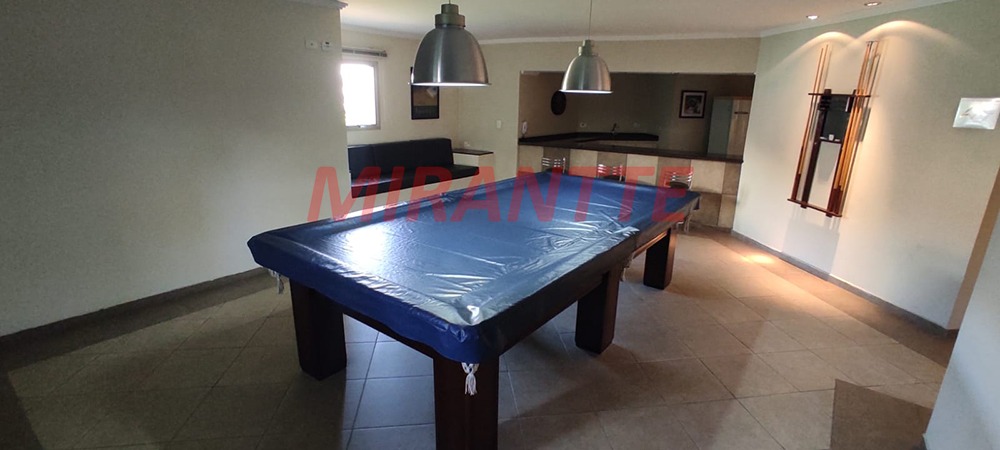 Apartamento de 164m² com 3 quartos em Água Fria