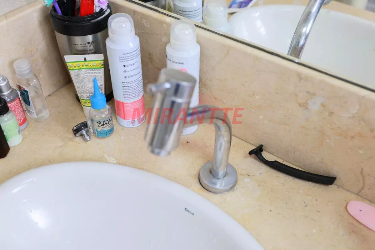 Apartamento de 50m² com 2 quartos em Vila Basileia