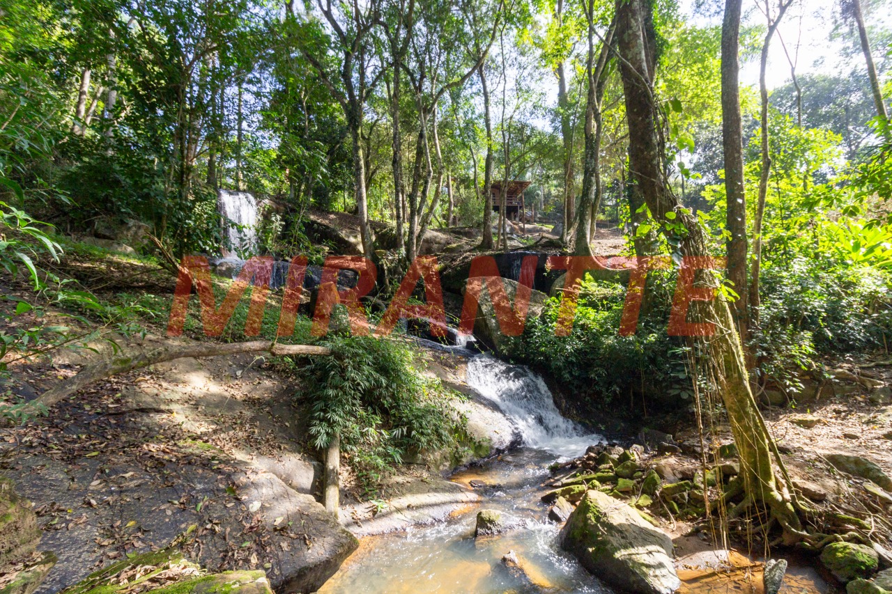 ChÁcara de 120m² com 2 quartos em Apolinário