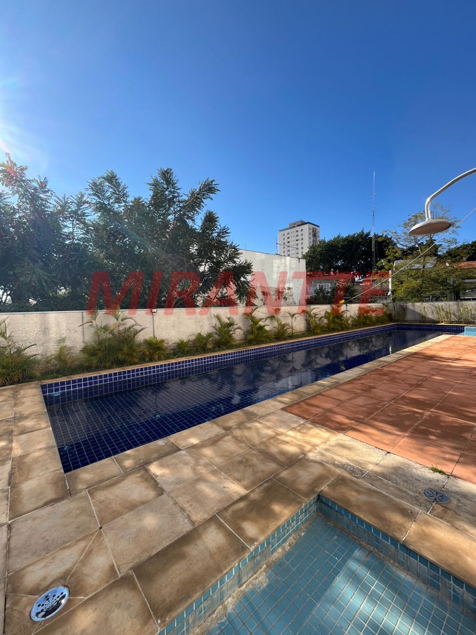 Apartamento de 80m² com 2 quartos em Parque Vitória