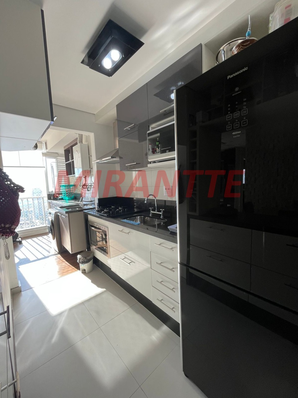 Apartamento de 80m² com 2 quartos em Parque Vitória