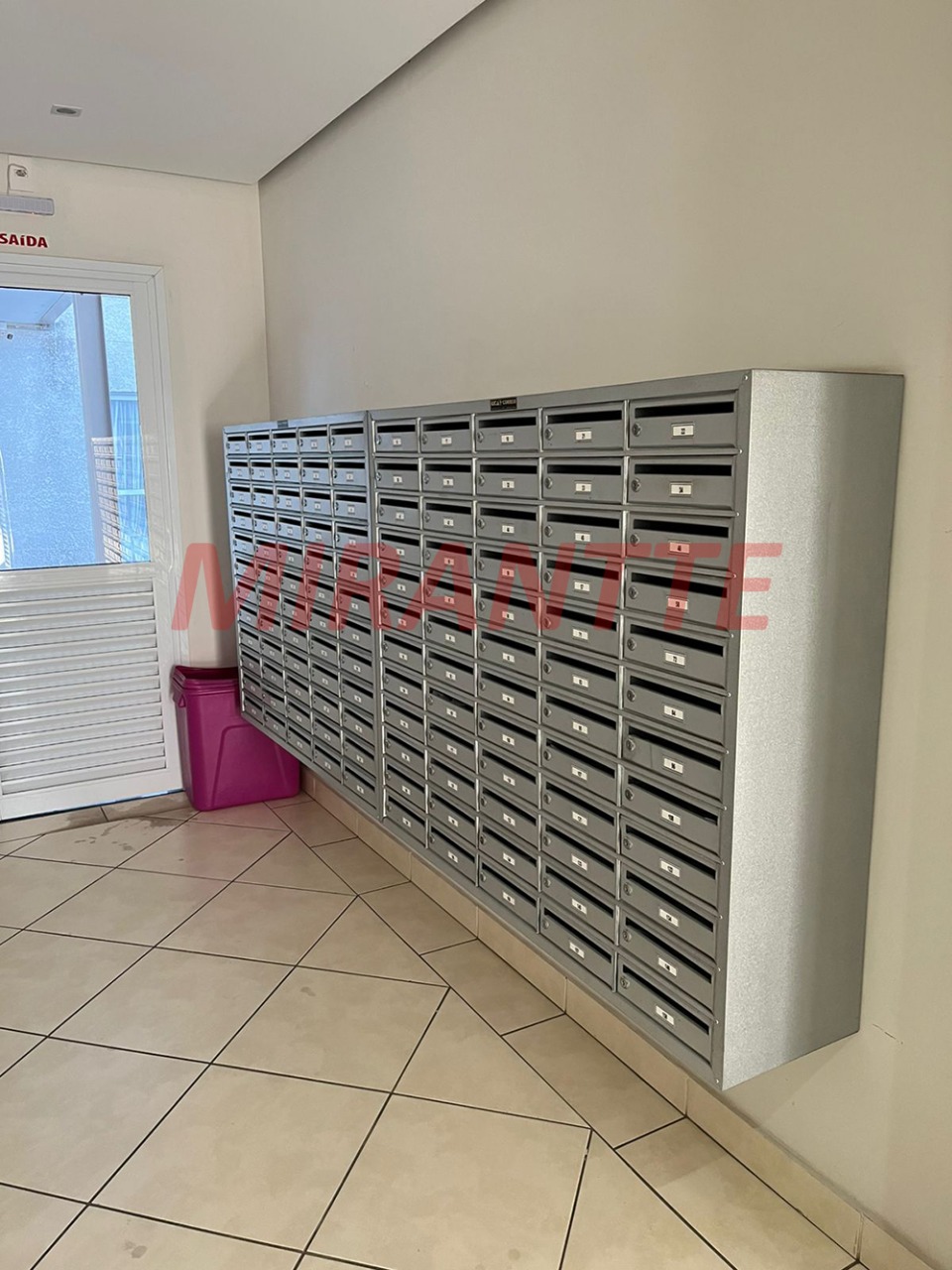 Apartamento de 80m² com 2 quartos em Parque Vitória