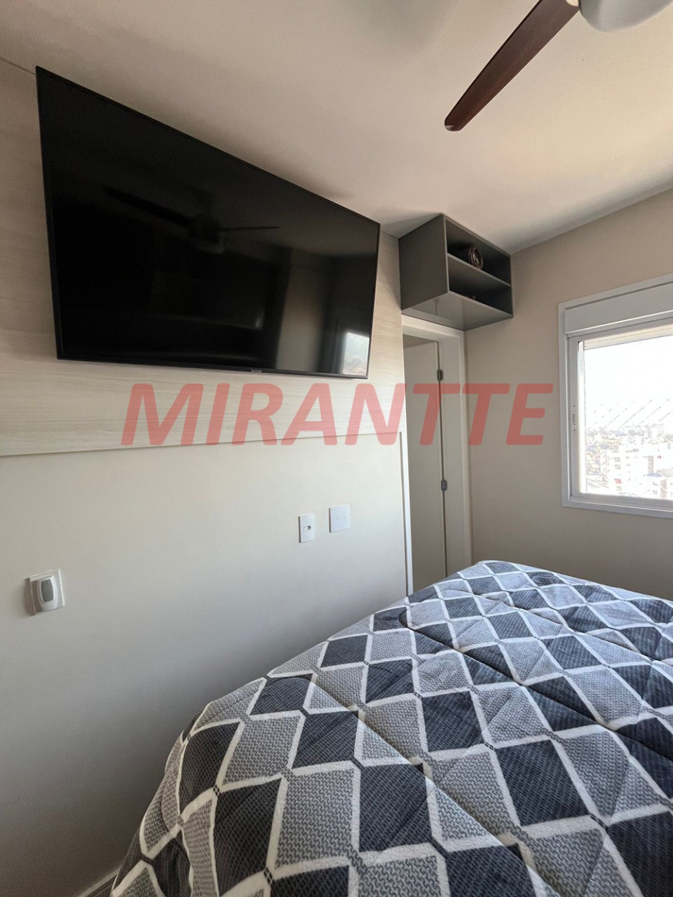 Apartamento de 80m² com 2 quartos em Parque Vitória