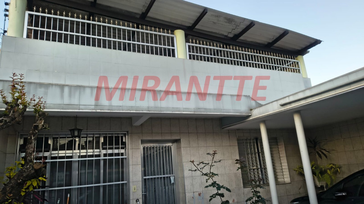 Sobrado de 420m² com 6 quartos em Parque Peruche