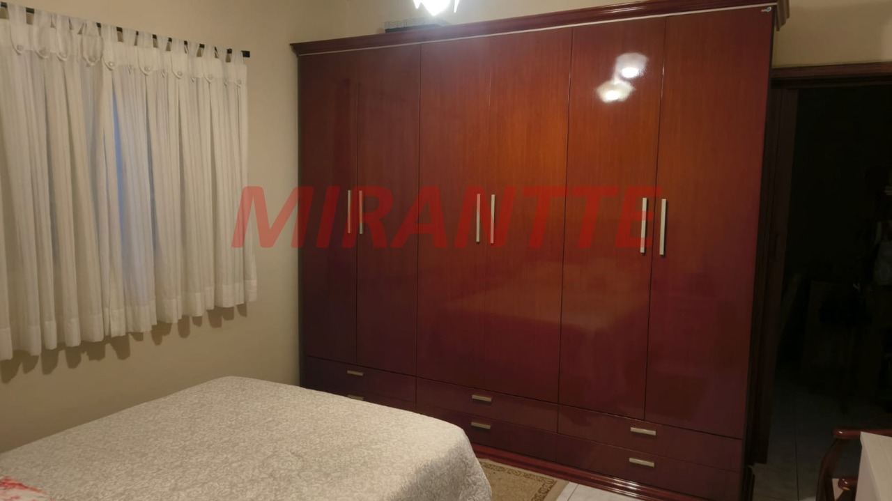 Sobrado de 420m² com 6 quartos em Parque Peruche