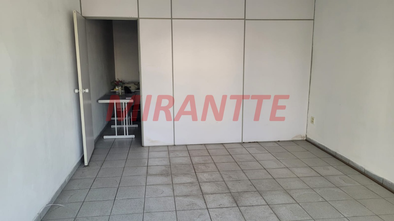 Comercial de 554m² em Vila Paiva