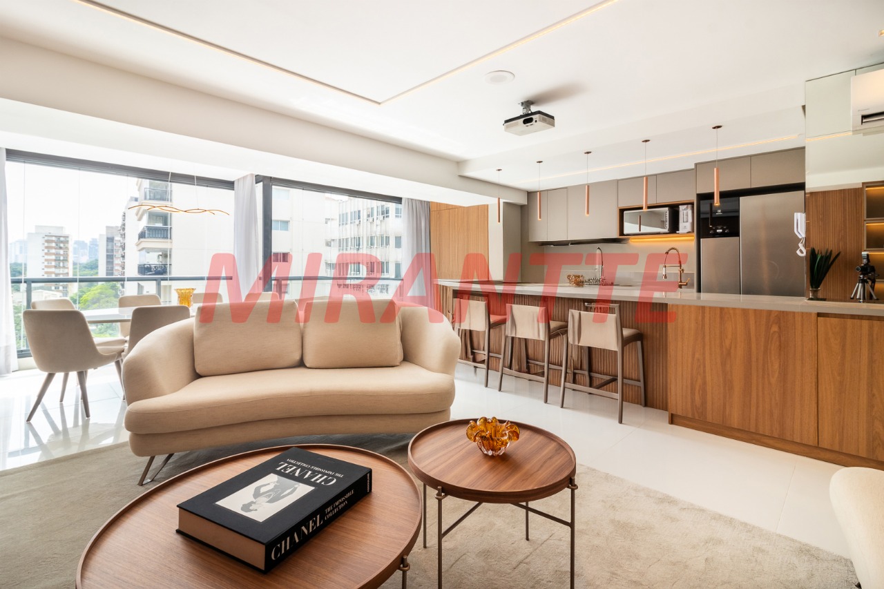 Apartamento de 158m² com 3 quartos em Itaim Bibi