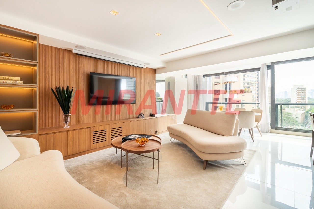 Apartamento de 158m² com 3 quartos em Itaim Bibi