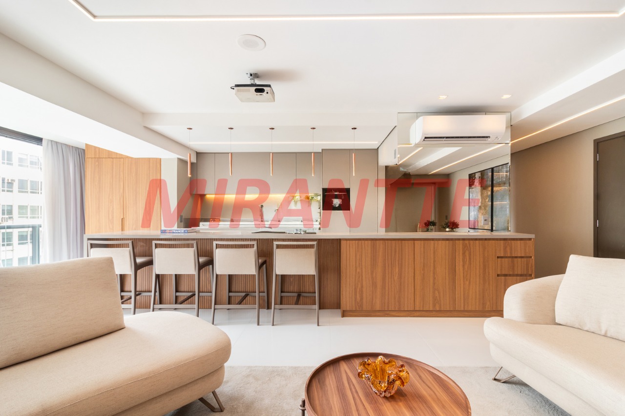 Apartamento de 158m² com 3 quartos em Itaim Bibi