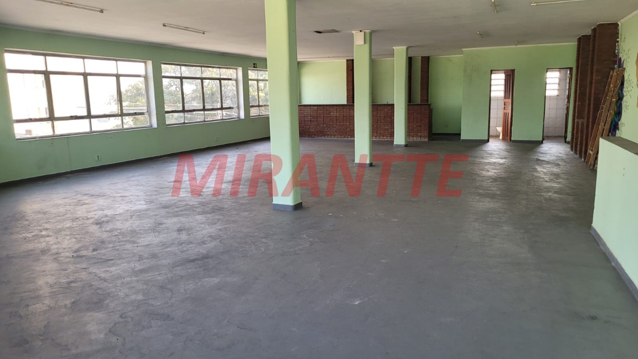 Comercial de 180m² em Vila Paiva