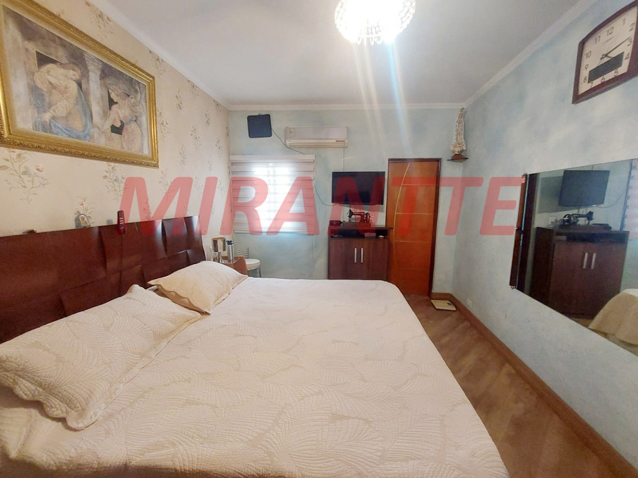 Sobrado de 238m² com 4 quartos em Vila Guilherme