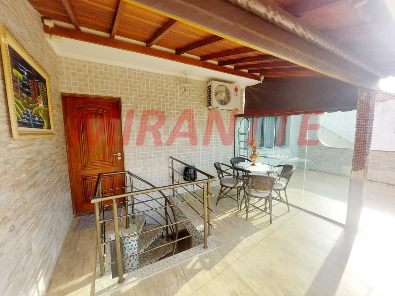 Sobrado de 238m² com 4 quartos em Vila Guilherme