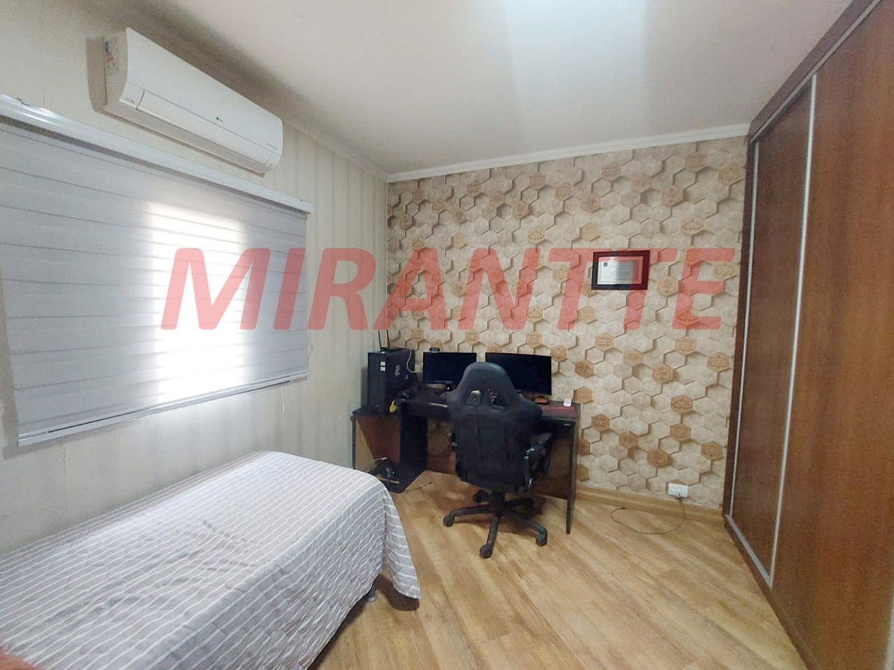 Sobrado de 238m² com 4 quartos em Vila Guilherme