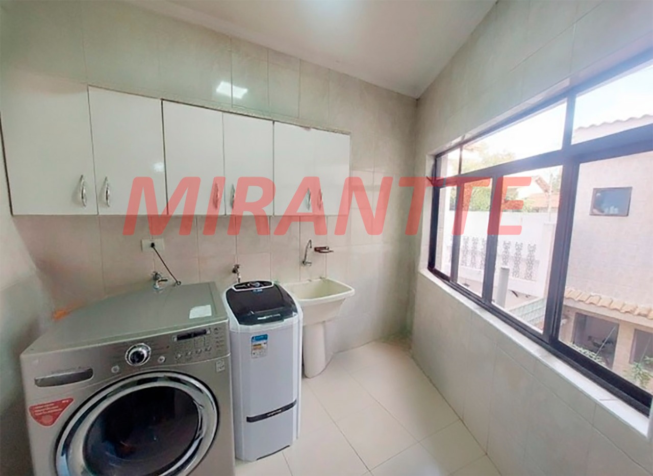 Sobrado de 238m² com 4 quartos em Vila Guilherme