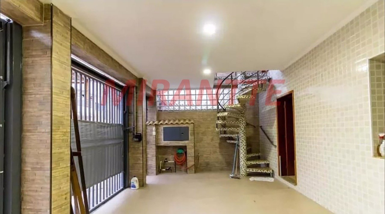Sobrado de 238m² com 4 quartos em Vila Guilherme