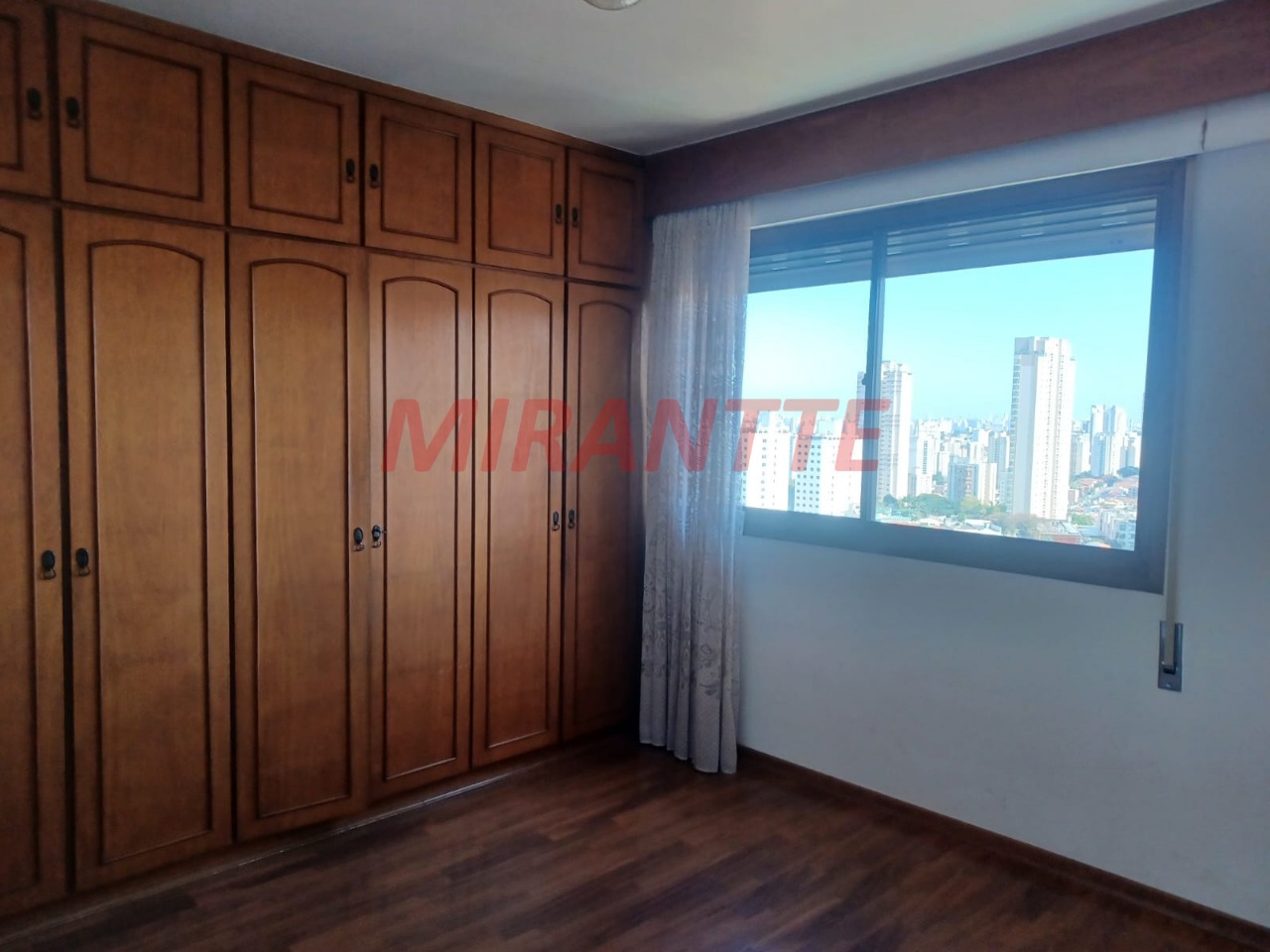 Apartamento de 329m² com 4 quartos em Santana