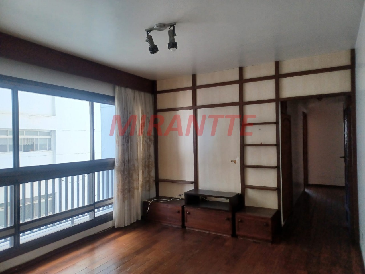 Apartamento de 329m² com 4 quartos em Santana
