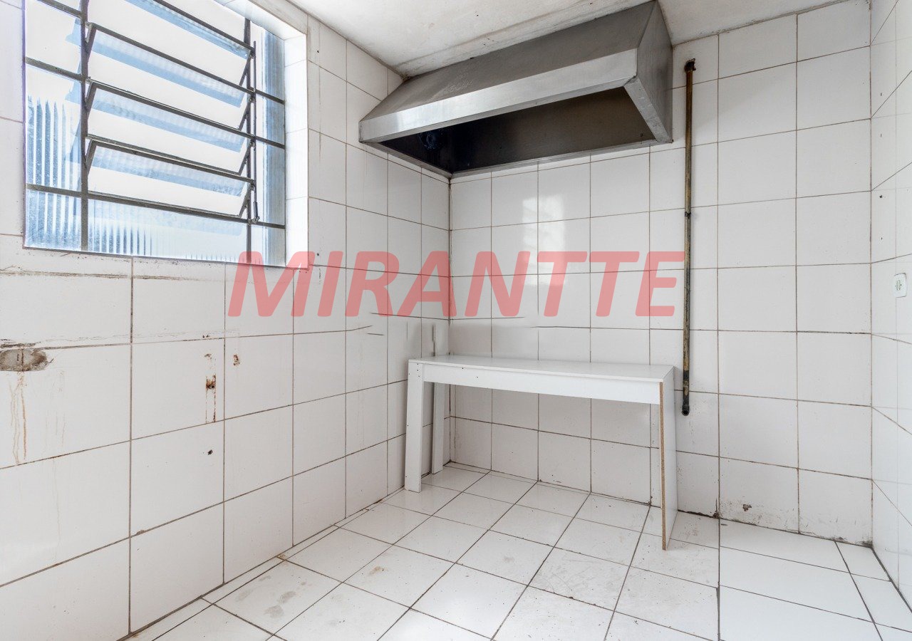 Comercial de 280m² em Santana