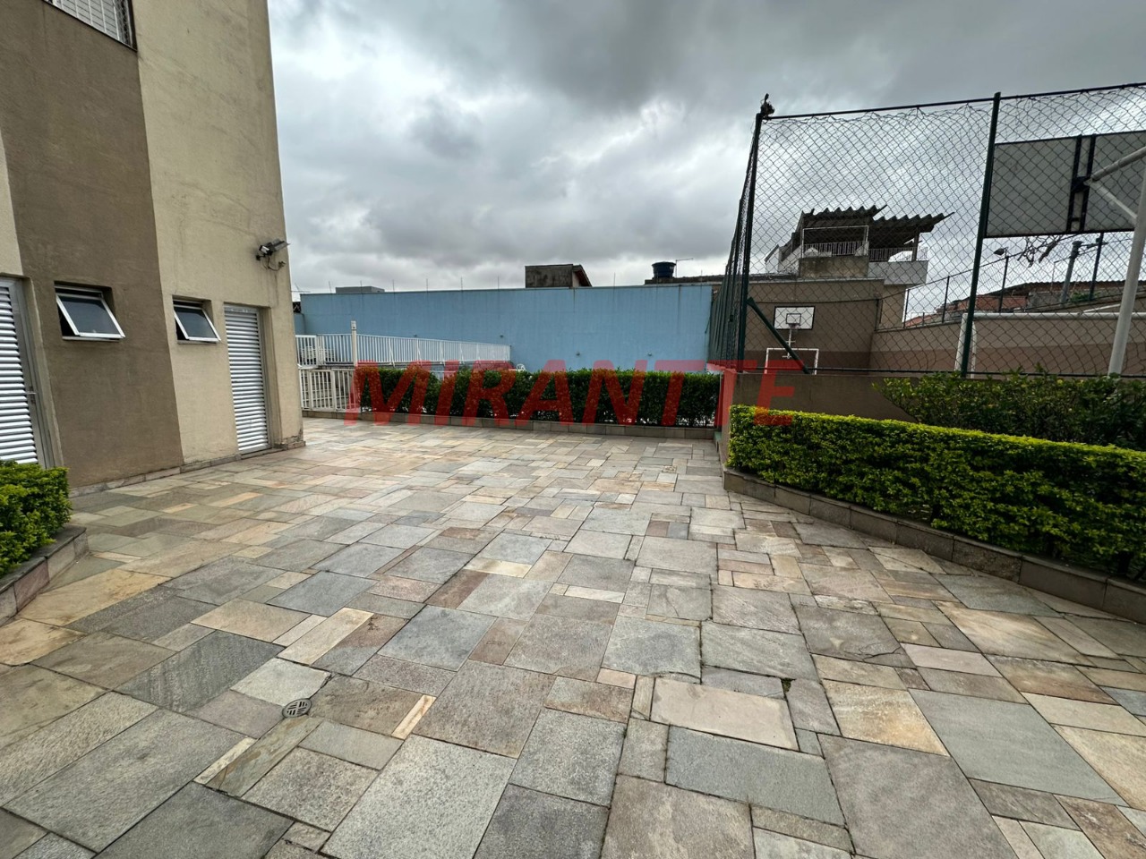 Apartamento de 65m² com 3 quartos em Jaçana