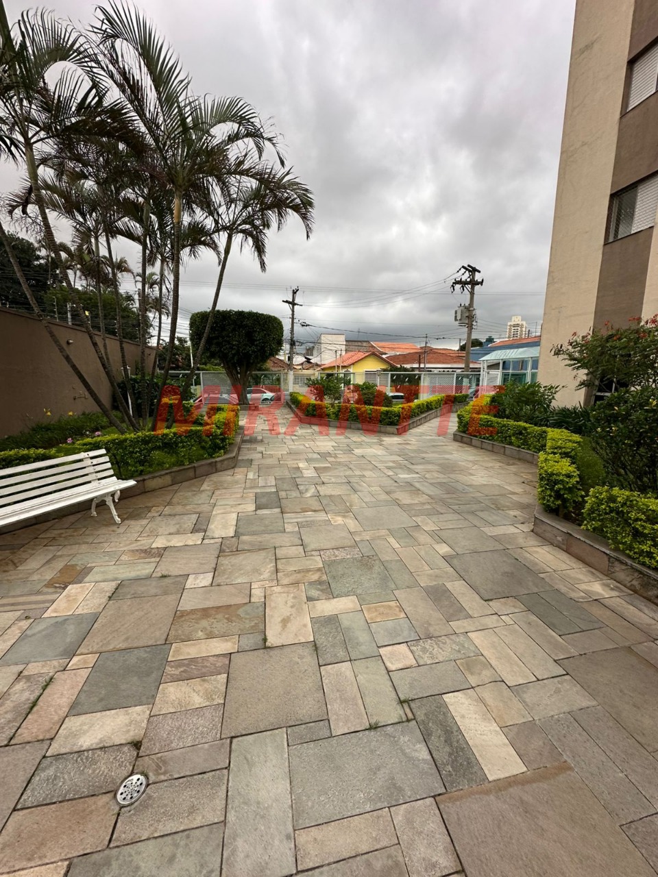 Apartamento de 65m² com 3 quartos em Jaçana