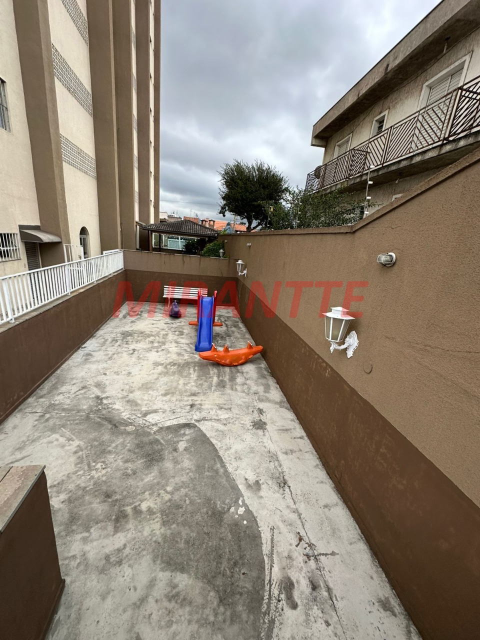 Apartamento de 65m² com 3 quartos em Jaçana
