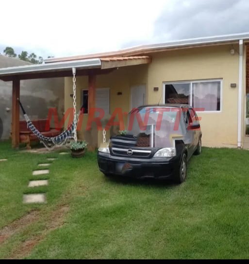 Casa terrea de 130m² com 3 quartos em Portão