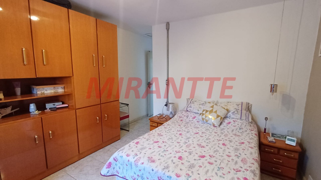 Sobrado de 190m² com 2 quartos em Vila Rosa