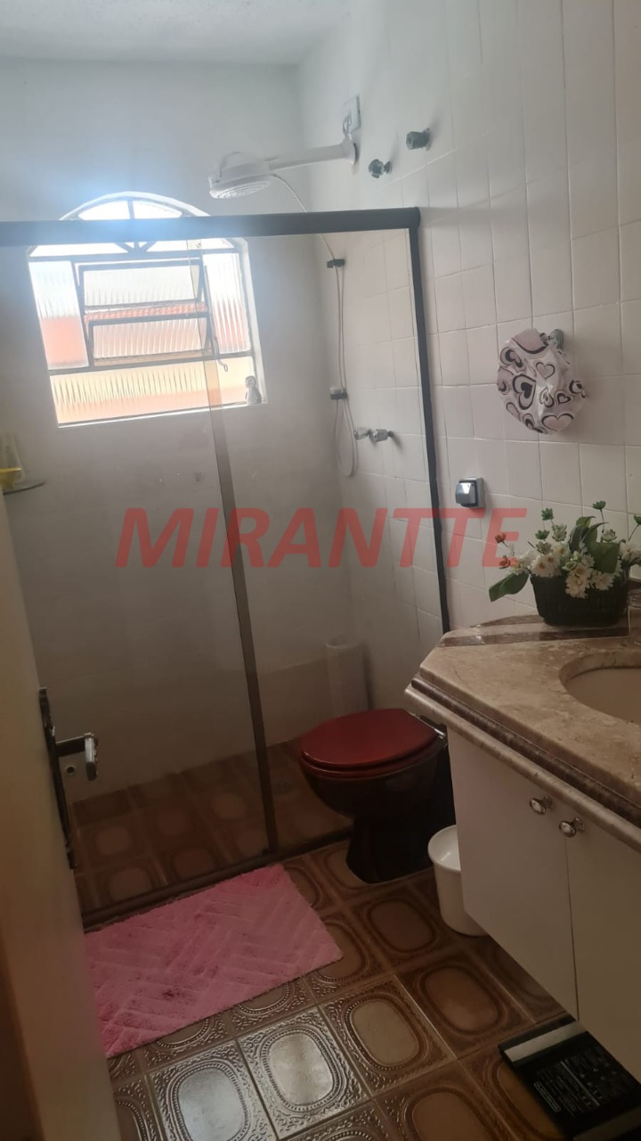 Sobrado de 190m² com 2 quartos em Vila Rosa