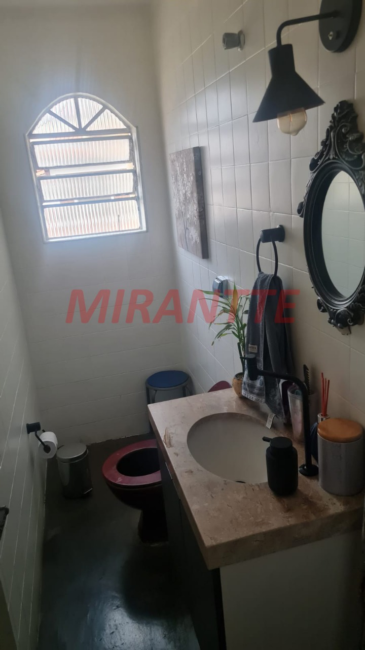 Sobrado de 190m² com 2 quartos em Vila Rosa